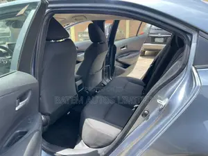 Toyota Corolla LE 2020 Blue