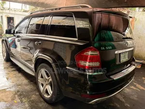 Mercedes-Benz GL-Class GL 550 2011 Black