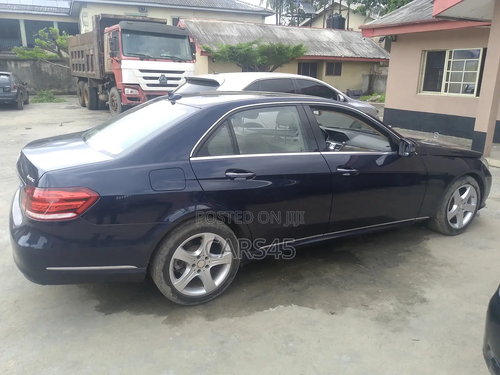Mercedes-Benz E350 2015 Blue