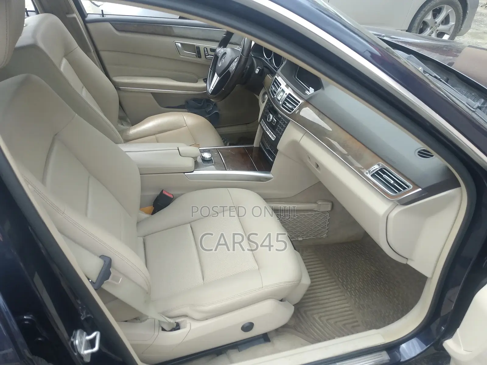 Mercedes-Benz E350 2015 Blue
