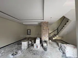 5bdrm Townhouse/Terrace in Wuye for sale