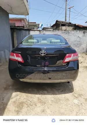 Toyota Camry LE 4dr Sedan (2.5L 4cyl 6AM) 2010 Black