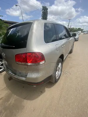Volkswagen Touareg Automatic 2005 Gold