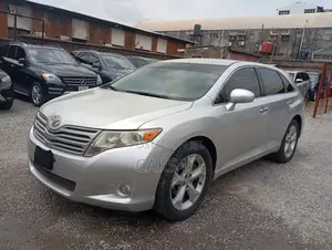 Toyota Venza 2012 Silver