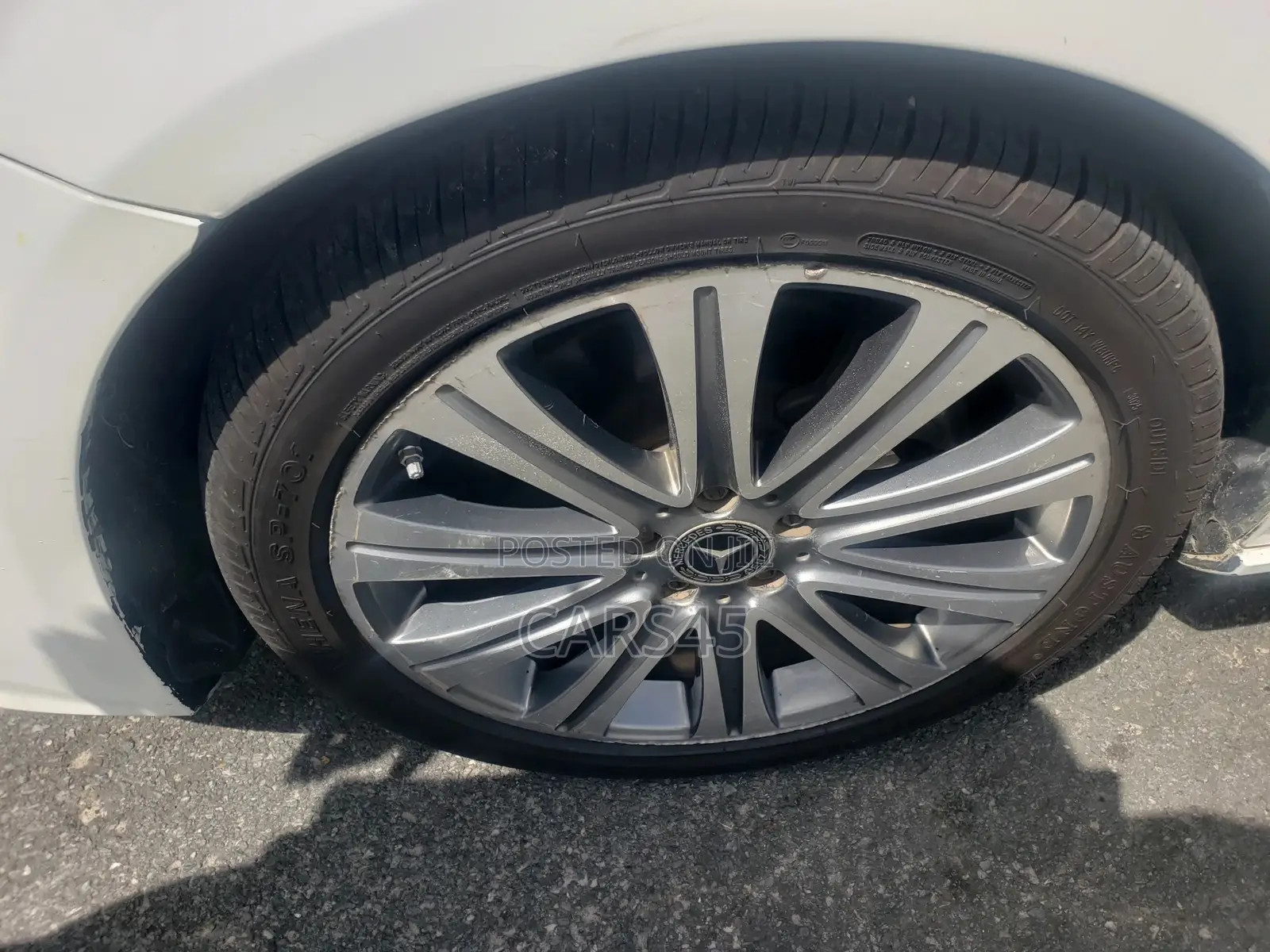 Mercedes-Benz E300 2018 White