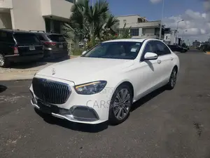 Mercedes-Benz E300 2018 White