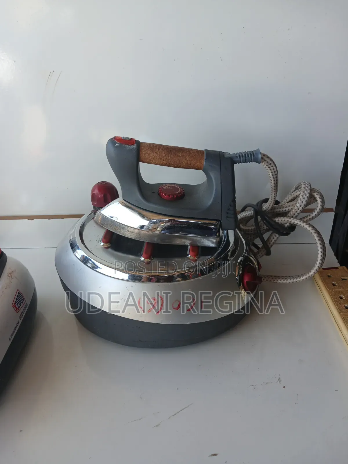 Electric Steam Iron