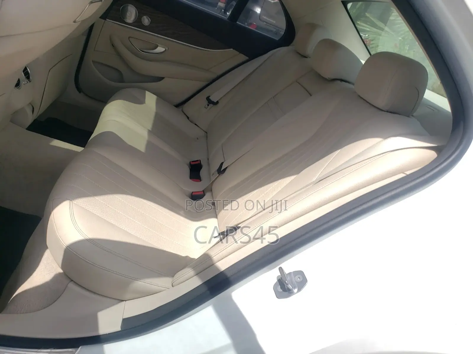 Mercedes-Benz E300 2018 White