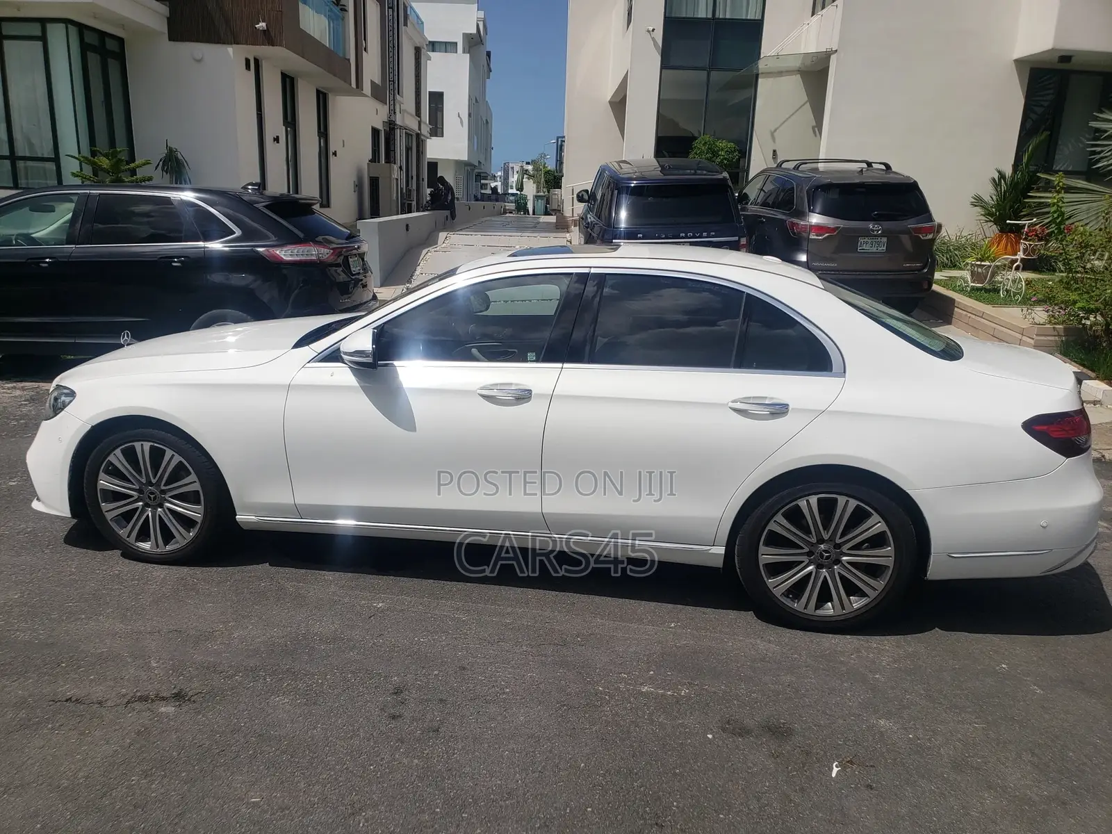 Mercedes-Benz E300 2018 White