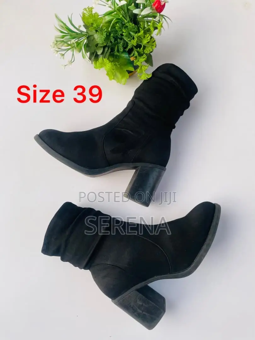 Thrift Boot Heels