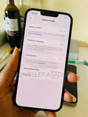New Apple iPhone 16e 128 GB Gray