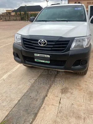 Toyota Hilux 2015 White