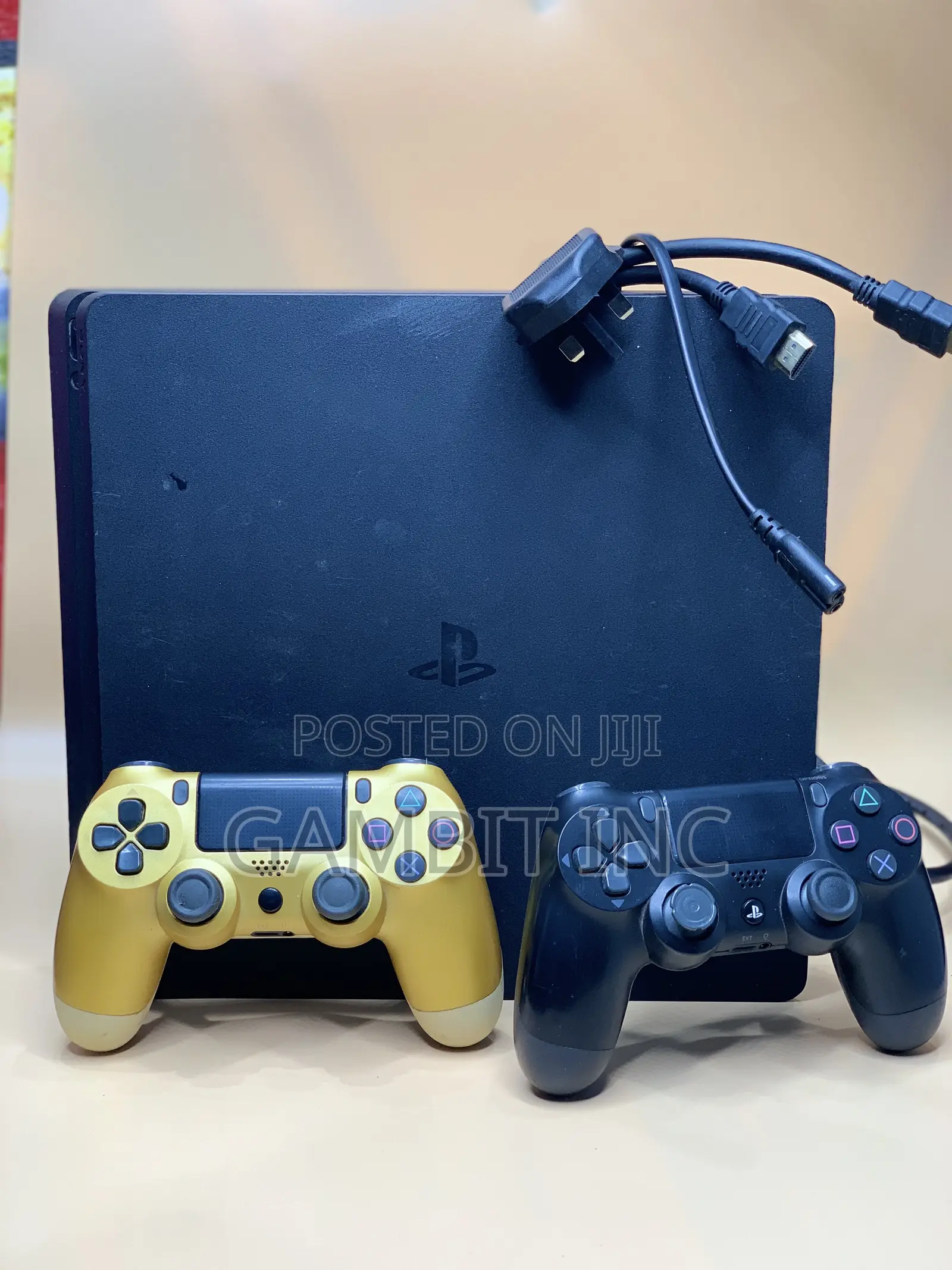 Preowned Playstation 4 Slim Console 1tb With 2 Controllers