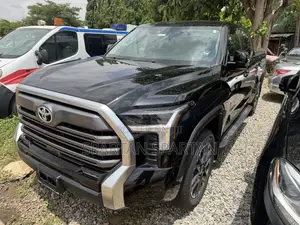 Toyota Tundra 2024 Black