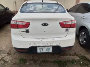 Kia Rio 2012 White