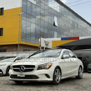 Mercedes-Benz CLA-Class CLA 250 4MATIC Sedan 2017 White