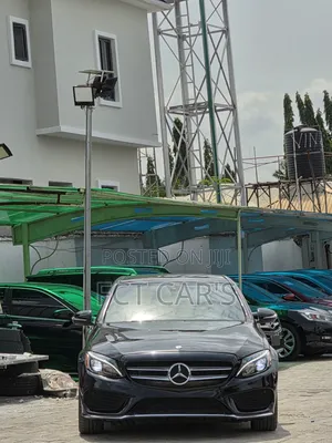 Mercedes-Benz C300 Base 4dr RWD Sedan (2.0L 4cyl 7A) 2015 Black