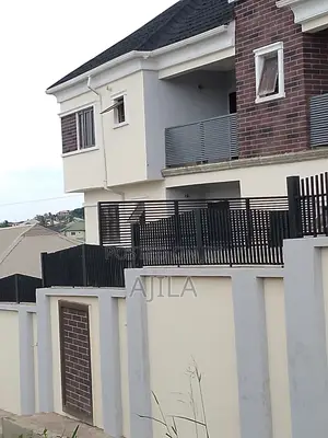 3bdrm Block of Flats in Adetokun - Bolatito for rent