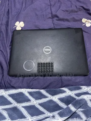 Laptop Dell Latitude 3590 12GB Intel Core i5 HDD+SSD 1T