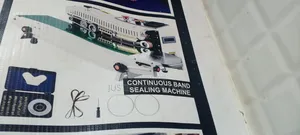 Continue Packing Sealing Machine