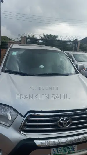 Toyota Highlander 2012 Silver