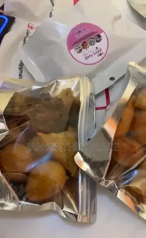 Small Chops / Samosa, Springroll, Puff Puff