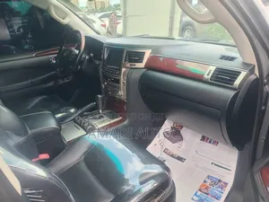Lexus LX 2015 Gray