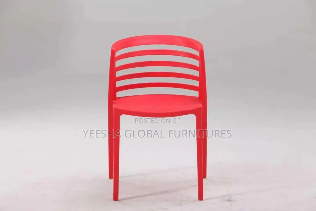 Hard Compilled Plastic Chair