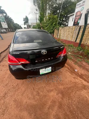 Toyota Avalon 2006 Black