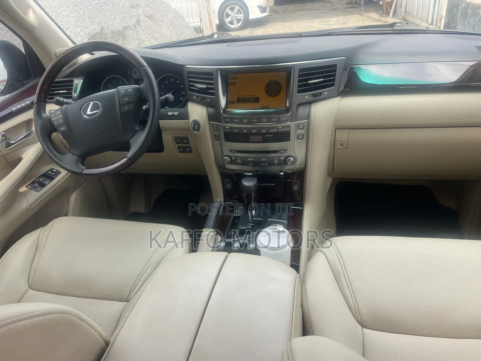 Lexus LX 570 2011 Black