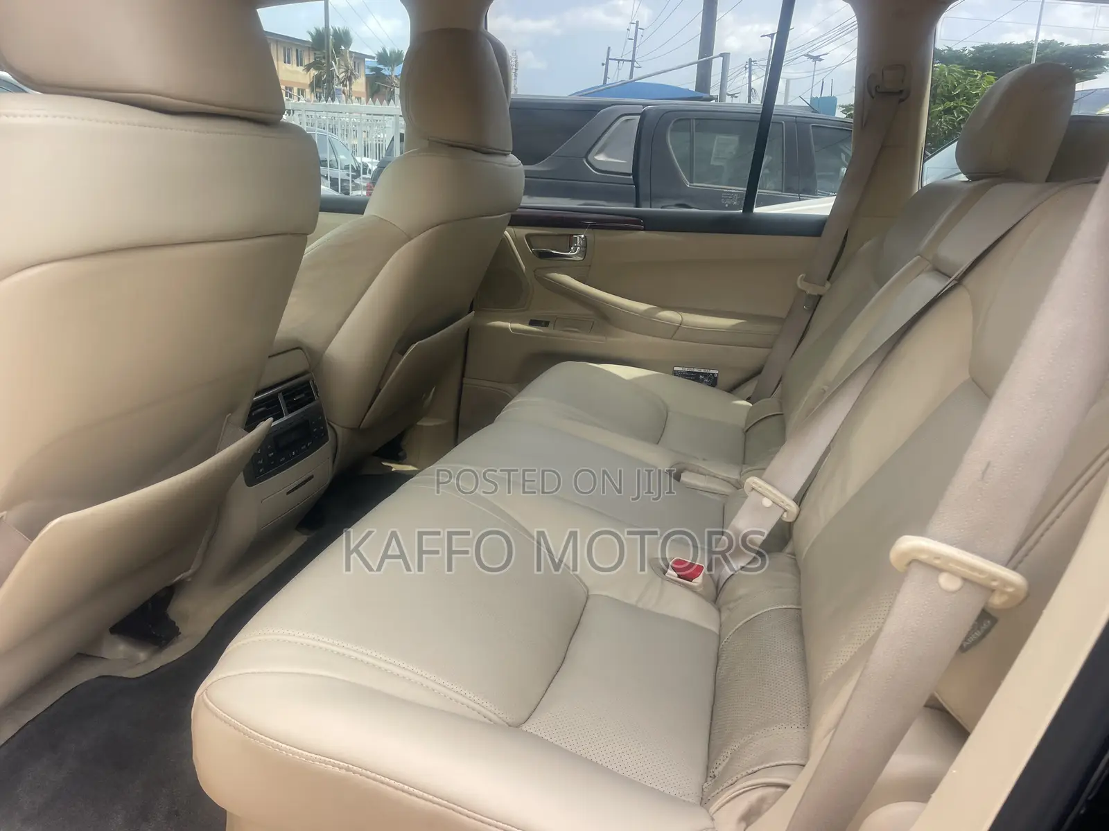 Lexus LX 570 2011 Black