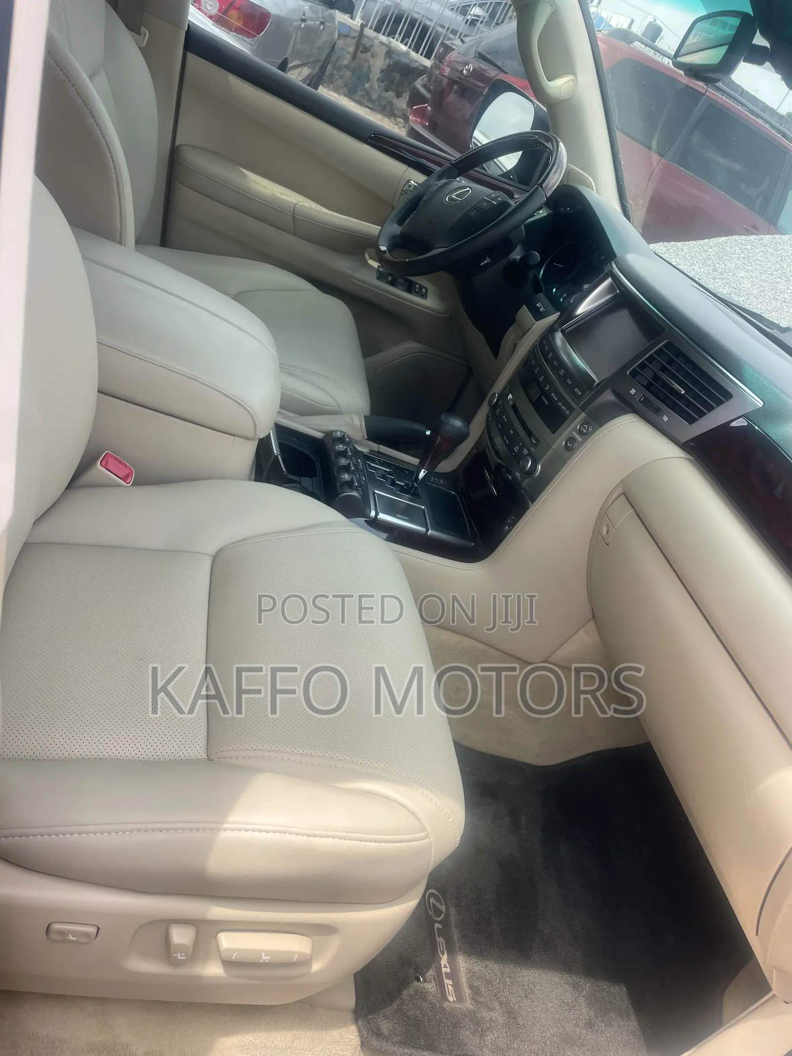 Lexus LX 570 2011 Black