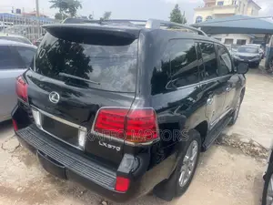 Lexus LX 570 2011 Black