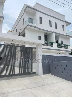 4bdrm Duplex in Lekki for sale