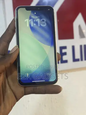 Apple iPhone 11 64 GB White