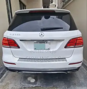 Mercedes-Benz GLE-Class GLE 350 2017 White