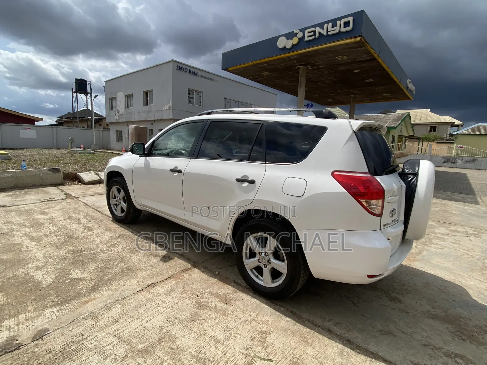 Toyota RAV4 200 4X4 Automatic 2008 White