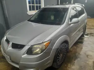 Pontiac Vibe Automatic 2004 Silver