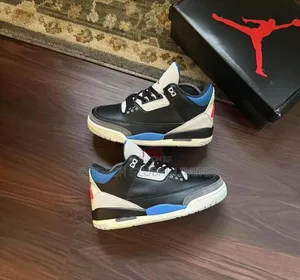 *High Quality Nike Airmax Sneaker Now Available in Store* *