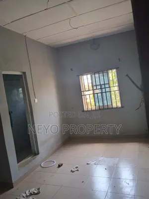 2bdrm Block of Flats in Emily Bustop Igbogbo for rent