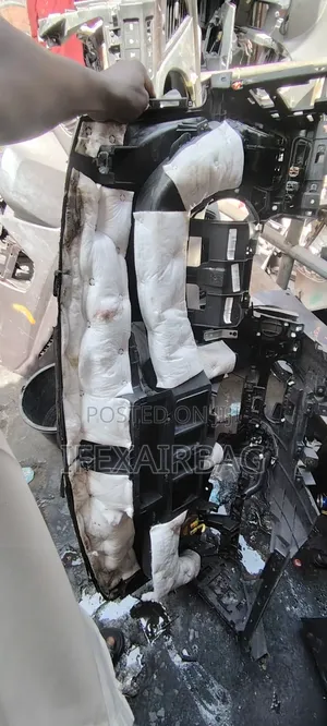 Dashboard Tucson 2013 Model