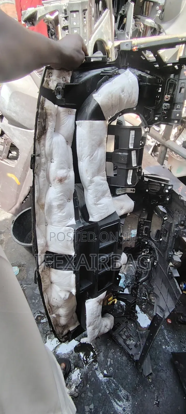 Dashboard Tucson 2013 Model
