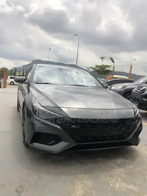 Hyundai Elantra 2021
