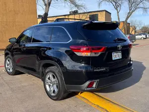 Toyota Highlander Limited 4x4 V6 (3.5L 6cyl 8A) 2018 Black
