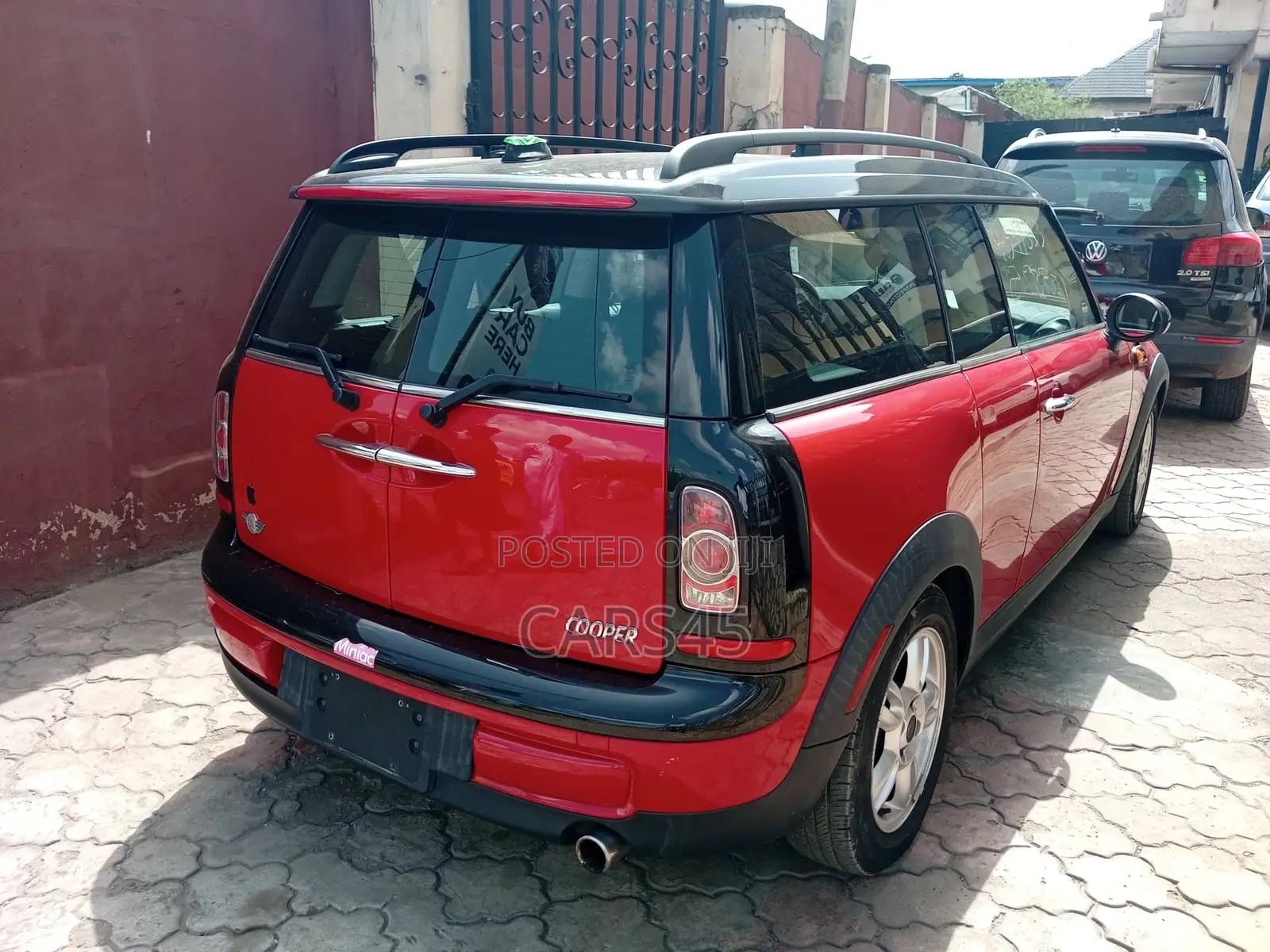 Mini Cooper 2012 Red