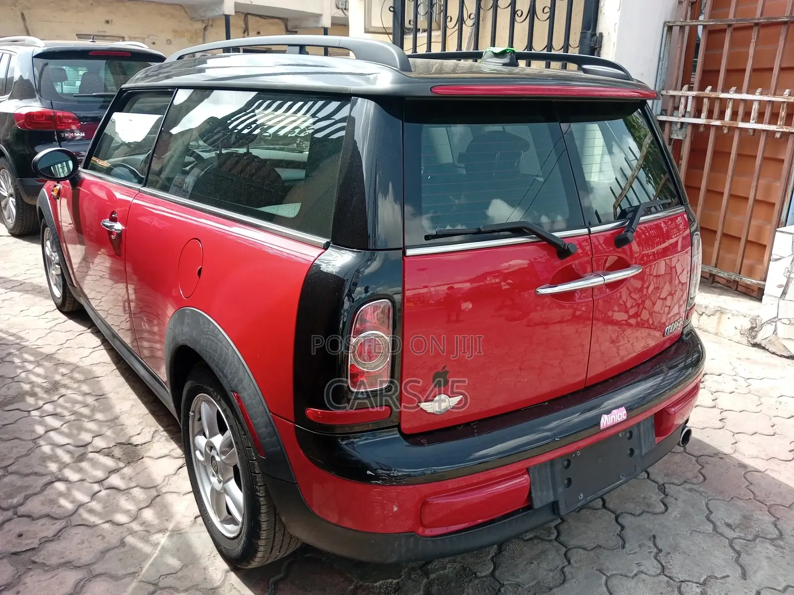 Mini Cooper 2012 Red