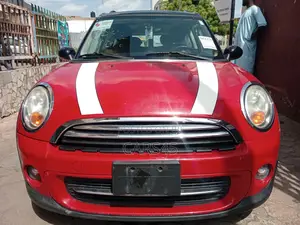 Mini Cooper 2012 Red