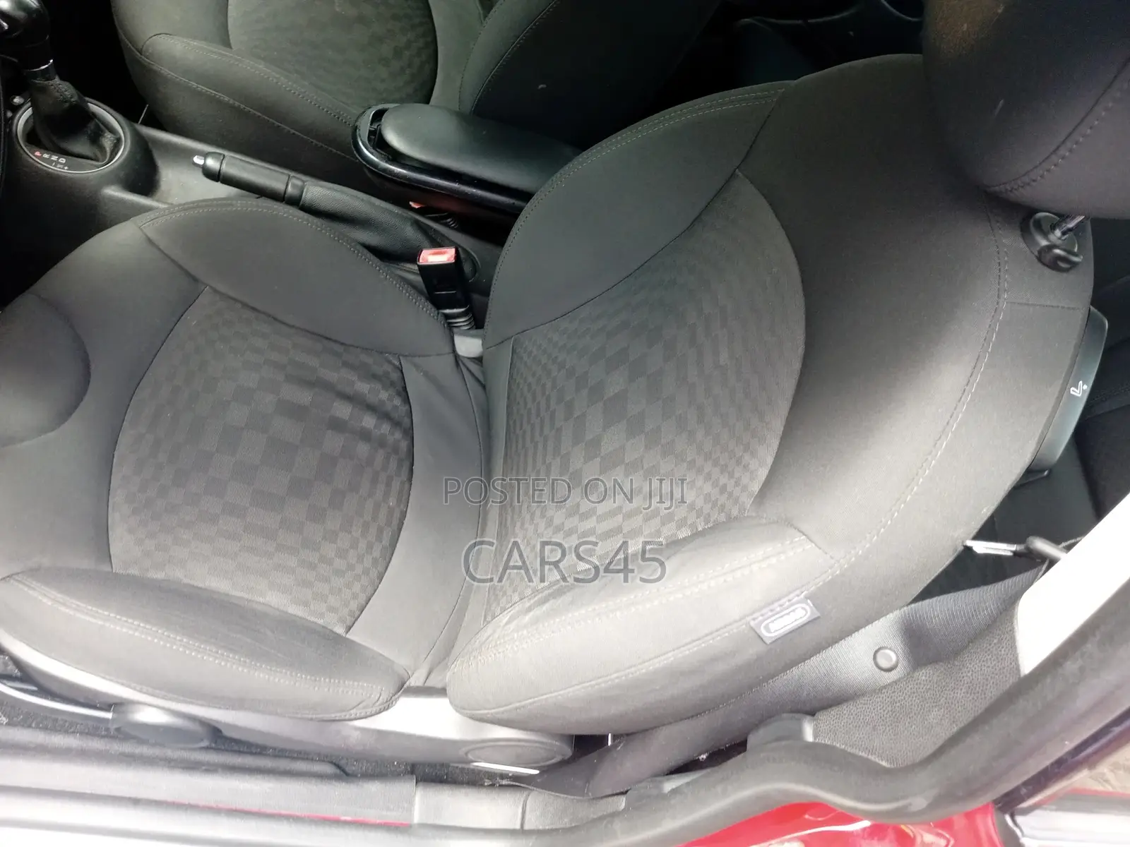 Mini Cooper 2012 Red