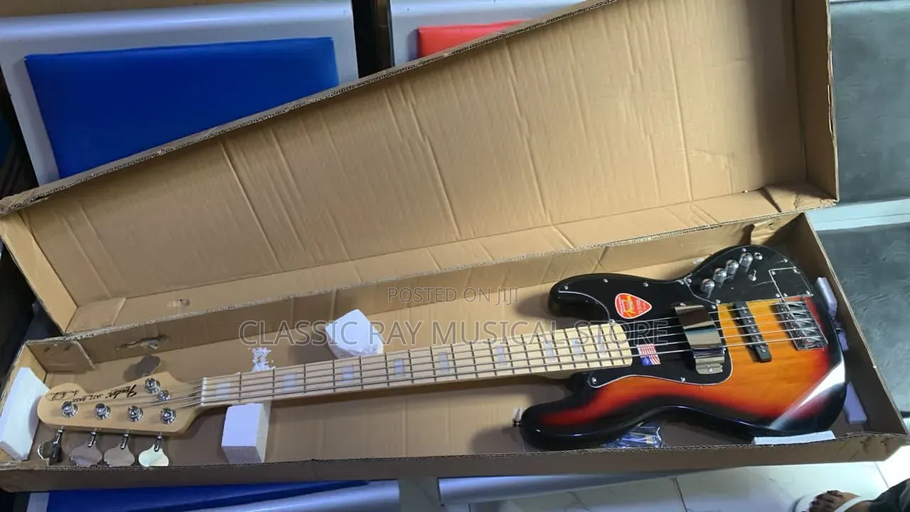 Bass Guitar (Active)