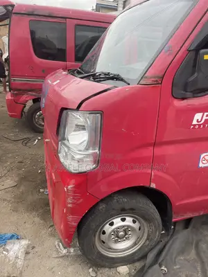 Suzuki Every 2010 Red